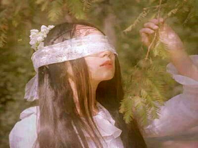 拔萝不盖被子,睡觉不盖被，健康大不同？-1